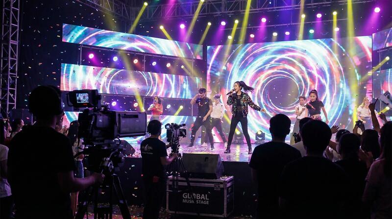 抖音揭秘精选视频：音乐现场演出